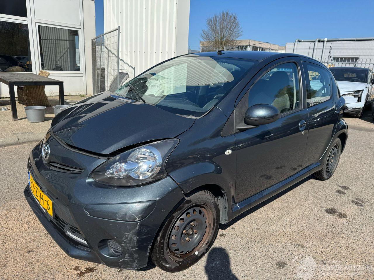 Toyota Aygo 1.0 VVT-i  AUTOMAAT Aspiration