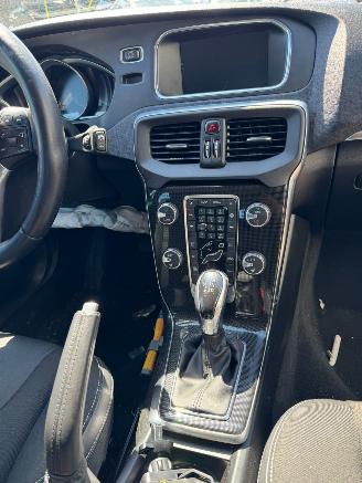 Volvo V-40 1.5 T2 Momentum Automaat picture 14