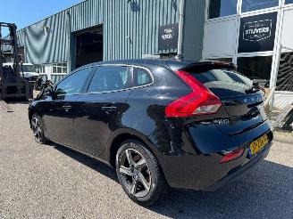 Volvo V-40 1.5 T2 Momentum Automaat picture 3