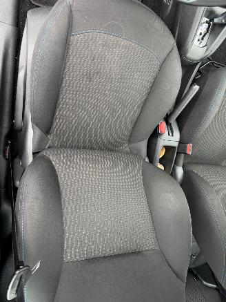 Peugeot 208 1.2 AUTOMAAT PureTech GT-Line picture 12