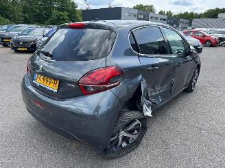 Peugeot 208 1.2 AUTOMAAT  PureTech Première picture 5