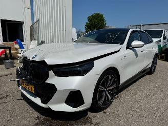 BMW 5-serie 550e xDrive 375 kw bj 2025 picture 3