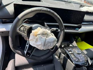 BMW 5-serie 550e xDrive 375 kw bj 2025 picture 12