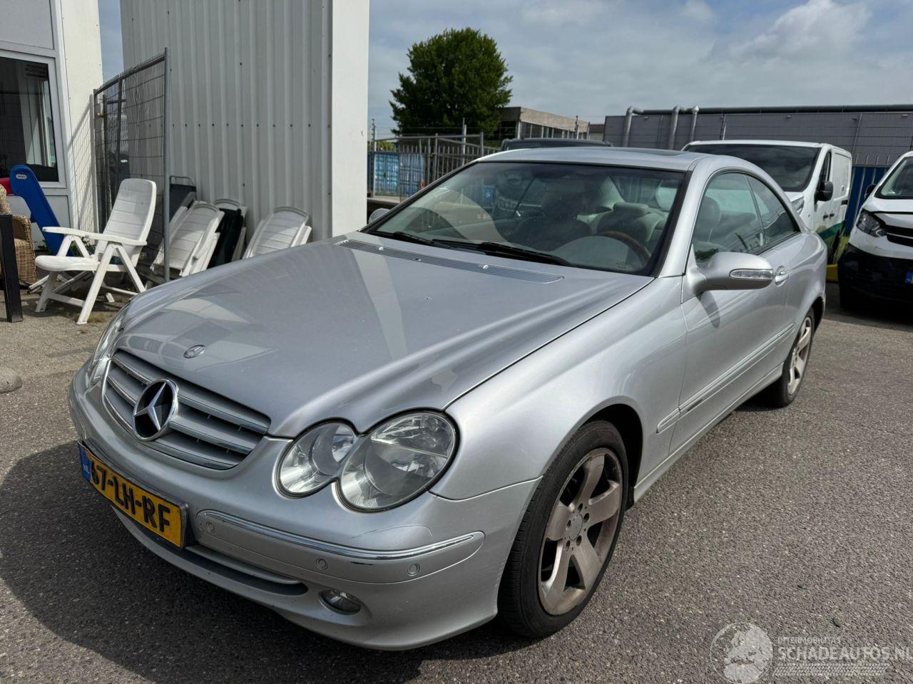 Mercedes CLK Coupé 240 Elegance AUTOMAAT BJ 2003 315.000 KM