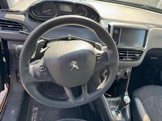 Peugeot 208 1.2 AUTOMAAT PureTech Active BJ 2016 111.109 KM picture 8