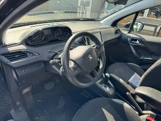 Peugeot 208 1.2 AUTOMAAT PureTech Active BJ 2016 111.109 KM picture 7