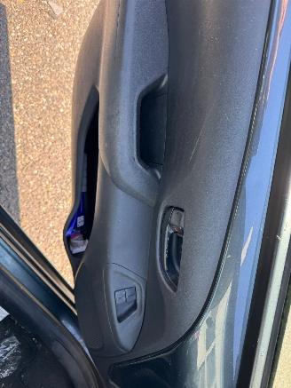 Toyota Aygo 1.0 VVT-i x-play picture 12