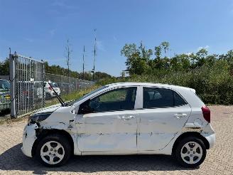 Kia Picanto 1.0 CVVT ComfortLine picture 2
