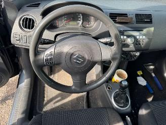 Suzuki Swift 1.3 Shogun BJ 2006 292.826 KM picture 9