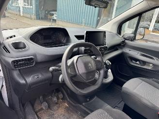 Peugeot Partner 1.5 BlueHDI Premium picture 11