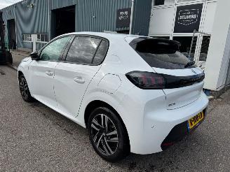 Peugeot 208 1.2 AUTOMAAT PureTech Allure Pack BJ 2022 32.596 KM picture 3