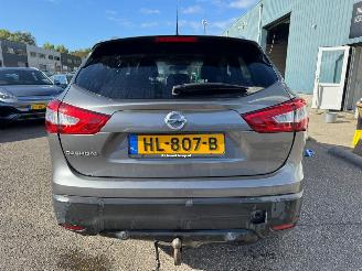 Nissan Qashqai 1.2 Connect Edition BJ 2015 86.370 KM picture 4