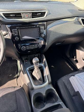 Nissan Qashqai 1.2 Connect Edition BJ 2015 86.370 KM picture 12