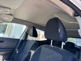 Nissan Qashqai 1.2 Connect Edition BJ 2015 86.370 KM picture 9