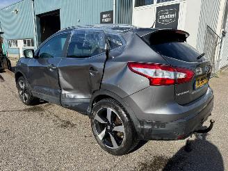 Nissan Qashqai 1.2 Connect Edition BJ 2015 86.370 KM picture 3