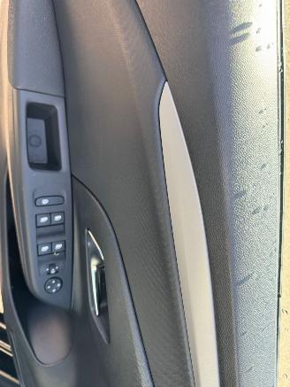 Opel Corsa Electric 50 kWh BJ 2024 16.180 KM picture 11