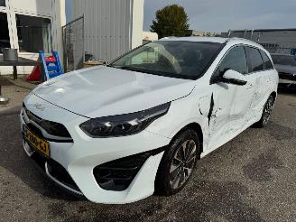 škoda osobní automobily Kia Cee d Sportswagon 1.6 AUTOMAAT GDI PHEV DynamicPlusLine BJ 2023 2023/1