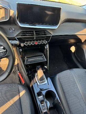 Peugeot e-208 EV Allure AUTOMAAT 50 kWh BJ 2020 90.569 KM picture 9