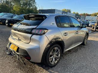 Peugeot e-208 EV Allure AUTOMAAT 50 kWh BJ 2020 90.569 KM picture 5