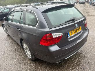 BMW 3-serie Touring 325i AUTOMAAT picture 3