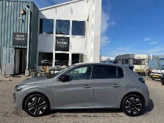 Peugeot 208 Hybrid 100 e-DCS6 Allure AUTOMAAT picture 2