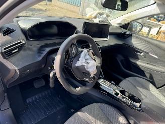 Peugeot 208 Hybrid 100 e-DCS6 Allure AUTOMAAT picture 11