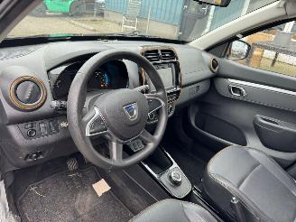 Dacia Spring Comfort Plus 27 kWh AUTOMAAT picture 12