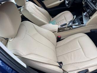 BMW 3-serie 318i Luxury Edition Automaat picture 19