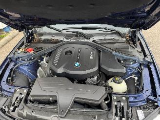 BMW 3-serie 318i Luxury Edition Automaat picture 7