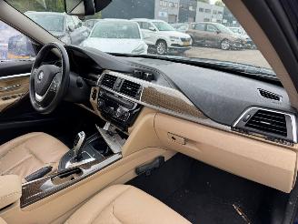 BMW 3-serie 318i Luxury Edition Automaat picture 17