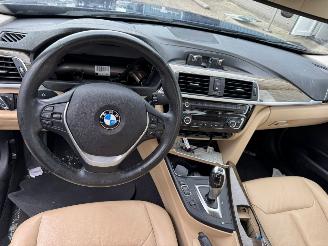 BMW 3-serie 318i Luxury Edition Automaat picture 13