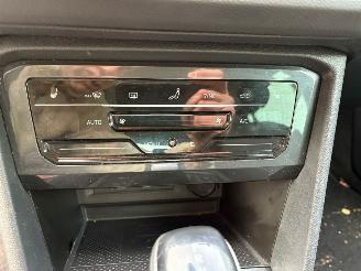 Volkswagen Tiguan 1.5 TSI R-Line Business+ AUTOMAAT picture 15