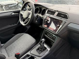 Volkswagen Tiguan 1.5 TSI R-Line Business+ AUTOMAAT picture 16