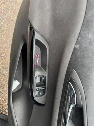 Opel Corsa 1.4 Edition picture 15