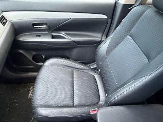 Mitsubishi Outlander 2.0 PHEV Business Edition AUTOMAAT picture 17