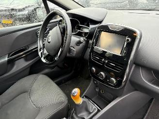 Renault Clio Estate 0.9 TCe Expression picture 8