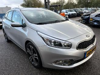 Kia Cee d Sportswagon 1.6 GDI Plus Pack BJ 2013 238.756 KM picture 6