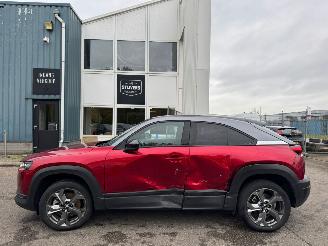 Mazda MX-30 e-SkyActiv 145 AUTOMAAT First Edition 36 kWh BJ 2020 40800 KM picture 2