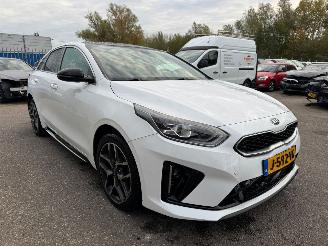 Kia Proceed 1.4 T-GDI GT-Line BJ 2020 76.365 KM picture 6