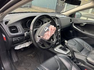 Volvo V-40 1.6 T3 Summum BJ 2012 173.882 KM picture 8