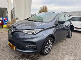 skadebil auto Renault Zoé R135 AUTOMAAT Zen 52 kWh BJ 2020 104.361 KM 2020/7