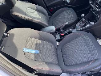 Ford Fiesta 1.0 EcoBoost Titanium picture 19