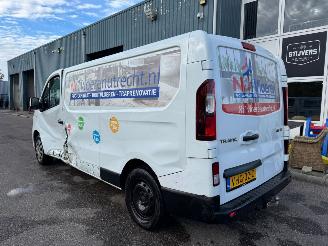 Renault  2.0 dCi 120 T29 L2H1 Work Edition picture 3