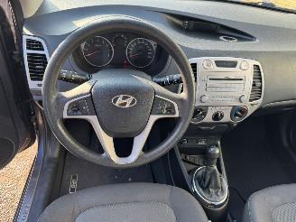 Hyundai I-20 1.2i i-Motion picture 9