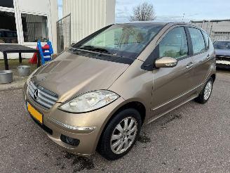 Vaurioauto  passenger cars Mercedes A-klasse 170 Classic AUTOMAAT 2007/6
