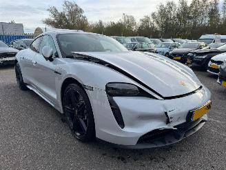 Porsche Taycan 4S Performance 84 kWh 360 KW 489 PK picture 6