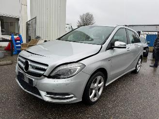 Unfallwagen Mercedes B-klasse 180 Ambition 2011/11