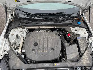 Volvo V-60 2.0 B3 AUTOMAAT BJ 2022 Momentum Busines picture 11