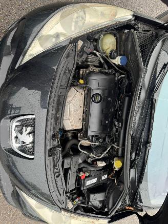 Peugeot 207 1.4 VTi XS picture 7