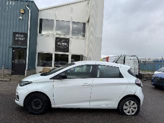 Coche accidentado Renault Zoé R110 Life Carshare 52 kWh 2021/12